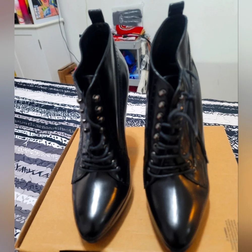 Burberry Prorsum Black Patent Leather Shoes Boots Booties Heels Size 39.5 US 8.5 - Picture 1 of 12